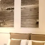 De Pasquale House
